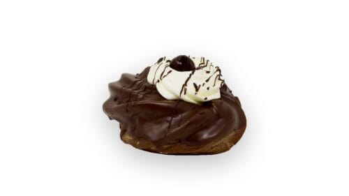 Zeppola Al Cioccolato Con Chantilly Al Mascarpone